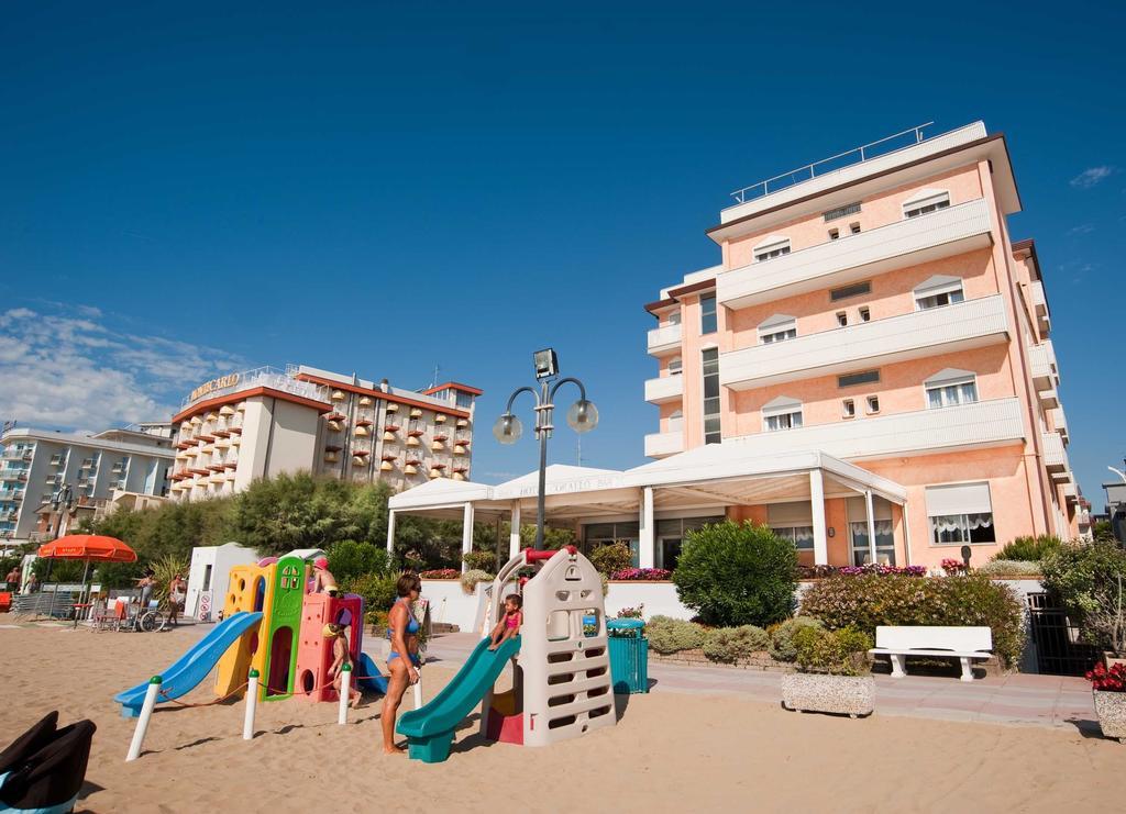 Hotel Corallo Lido di Jesolo Exterior foto