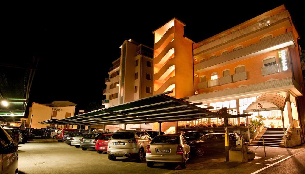 Hotel Corallo Lido di Jesolo Exterior foto