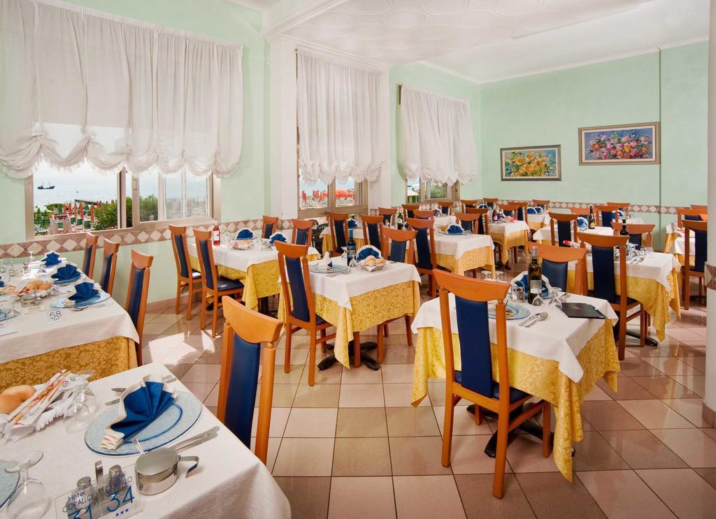 Hotel Corallo Lido di Jesolo Exterior foto